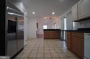 8602 Chapel Rd, Ellicott City, MD 21043 - Photo 10