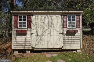 8602 Chapel Rd, Ellicott City, MD 21043 - Photo 28