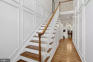 8043 White Jasmine Ct, Ellicott City, MD 21043 - Photo 2