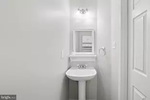 6312 Hampton Pl, Elkridge, MD 21075 - Photo 16