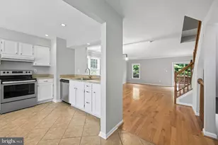 6312 Hampton Pl, Elkridge, MD 21075 - Photo 10
