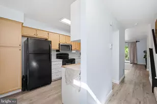 8804 Birchwood Way, Jessup, MD 20794 - Photo 16