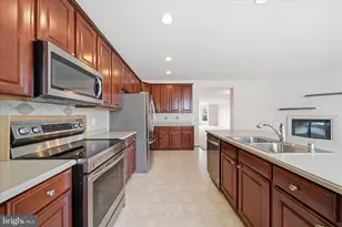 8119 Mission Hill Pl, Jessup, MD 20794 - Photo 18