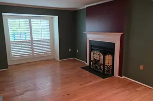 8126 Wooded Glen Ct, Ellicott City, MD 21043 - Photo 2
