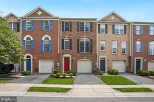 8910 Dawson Manor Dr, Ellicott City, MD 21043 - Photo 2