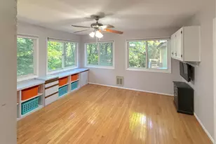 9006 Sidehill Rd, Ellicott City, MD 21042 - Photo 10