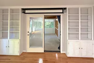 9006 Sidehill Rd, Ellicott City, MD 21042 - Photo 6