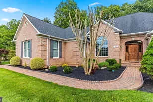 2926 Summer Hill Dr, West Friendship, MD 21794 - Photo 12