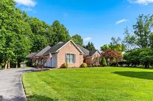 2926 Summer Hill Dr, West Friendship, MD 21794 - Photo 10