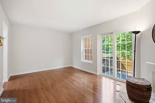 8827 Hayshed Ln, Columbia, MD 21045 - Photo 16