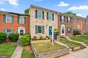8827 Hayshed Ln, Columbia, MD 21045 - Photo 2