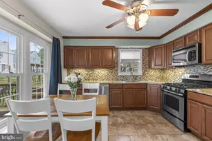 6343 Roan Stallion Ln, Columbia, MD 21045 - Photo 10