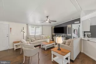 43 Midway Ave, Laurel, MD 20723 - Photo 4