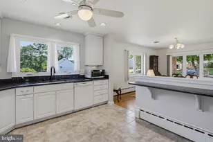 2901 Chestnut Hill Dr, Ellicott City, MD 21043 - Photo 4