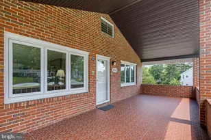 2901 Chestnut Hill Dr, Ellicott City, MD 21043 - Photo 2