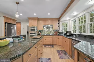 11752 Morningmist Ln, Columbia, MD 21044 - Photo 26
