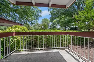 10850 Green Mountain Cir, Columbia, MD 21044 - Photo 18