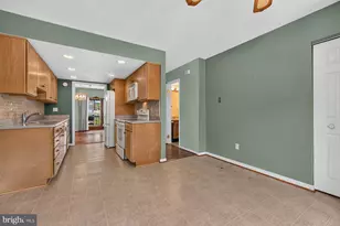 5614 Thicket Ln, Columbia, MD 21044 - Photo 10