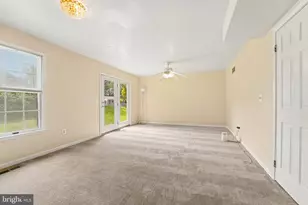 4820 Lauren Ct, Ellicott City, MD 21043 - Photo 2
