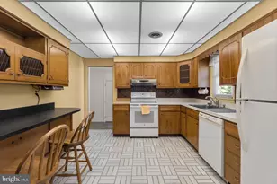 6417 Lochridge Rd, Columbia, MD 21044 - Photo 10