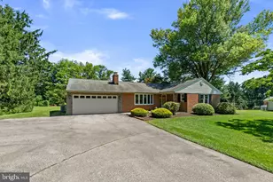 6417 Lochridge Rd, Columbia, MD 21044 - Photo 2