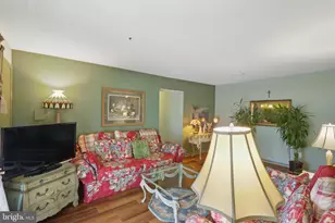 8585 Falls Run Rd, Ellicott City, MD 21043 - Photo 12