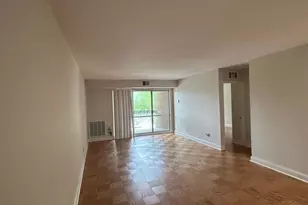 10850 Green Mountain Cir, Columbia, MD 21044 - Photo 2