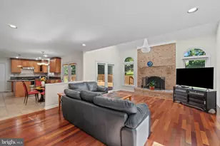 10228 Tuscany Rd, Ellicott City, MD 21042 - Photo 12