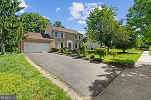 10228 Tuscany Rd, Ellicott City, MD 21042 - Photo 2