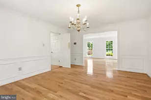 10209 Lawnmarket Ct, Ellicott City, MD 21042 - Photo 12