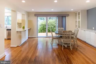 5620 Mirrorlight Pl, Columbia, MD 21045 - Photo 4