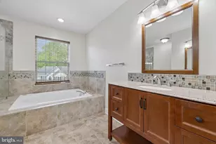 6927 Mystic Woods Way, Columbia, MD 21044 - Photo 38