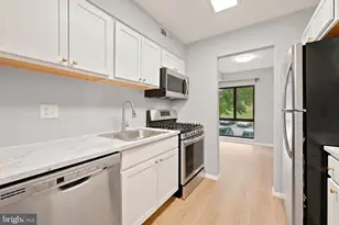 6003 Majors Ln, Columbia, MD 21045 - Photo 4