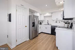 7914 Brightmeadow Ct, Ellicott City, MD 21043 - Photo 8