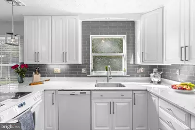 7932 Butterfield Drive, Elkridge, MD 21075 - Photo 8