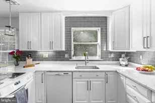 7932 Butterfield Dr, Elkridge, MD 21075 - Photo 8