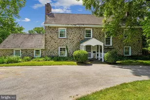 6393 W Rockburn Hill Rd, Elkridge, MD 21075 - Photo 2