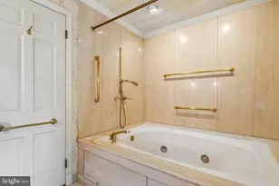 6393 W Rockburn Hill Rd, Elkridge, MD 21075 - Photo 28