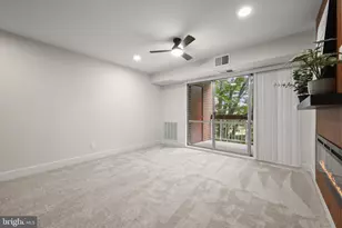 10850 Green Mountain Cir, Columbia, MD 21044 - Photo 22