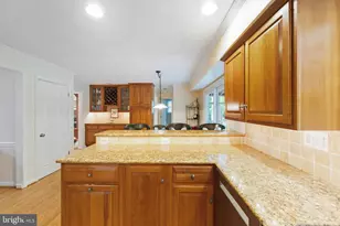 9685 Gwynn Park Dr, Ellicott City, MD 21042 - Photo 14