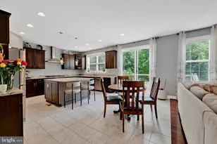 7510 Leafy Tree Ln, Ellicott City, MD 21043 - Photo 16