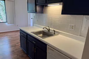 8709 Hayshed Ln, Columbia, MD 21045 - Photo 2