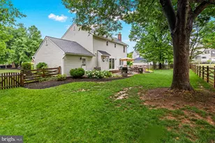4704 Yorkshire Dr, Ellicott City, MD 21043 - Photo 8
