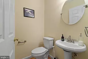 5917 Fox Glen Ct, Elkridge, MD 21075 - Photo 4