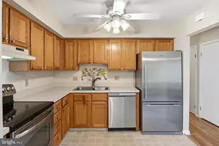 10705 Faulkner Ridge Cir, Columbia, MD 21044 - Photo 12