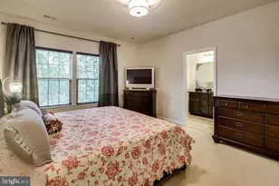 8609 Enoch Pratt Dr, Ellicott City, MD 21043 - Photo 16