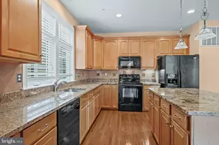 2803 Union Dr, Ellicott City, MD 21043 - Photo 16