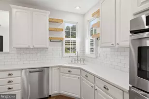 6059 Avalon Dr NE, Elkridge, MD 21075 - Photo 22