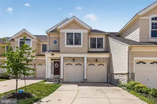 8702 Timber Oak Ln, Laurel, MD 20723 - Photo 2