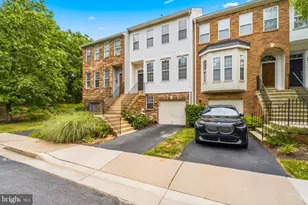 9175 Carriage House Ln, Columbia, MD 21045 - Photo 2